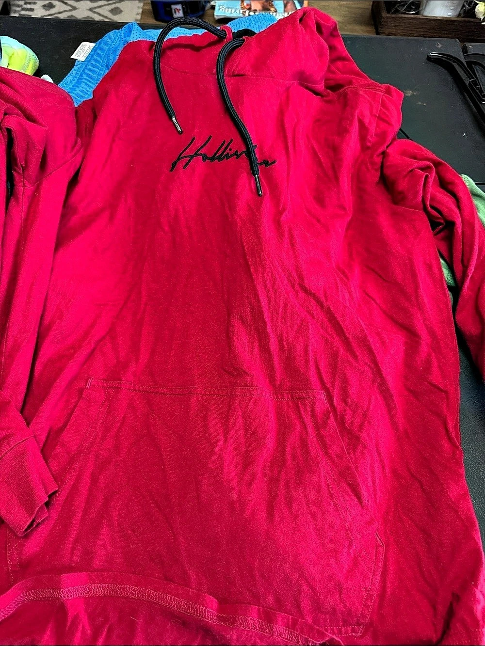 Hollister Script Logo Pullover Hoodie Size Small